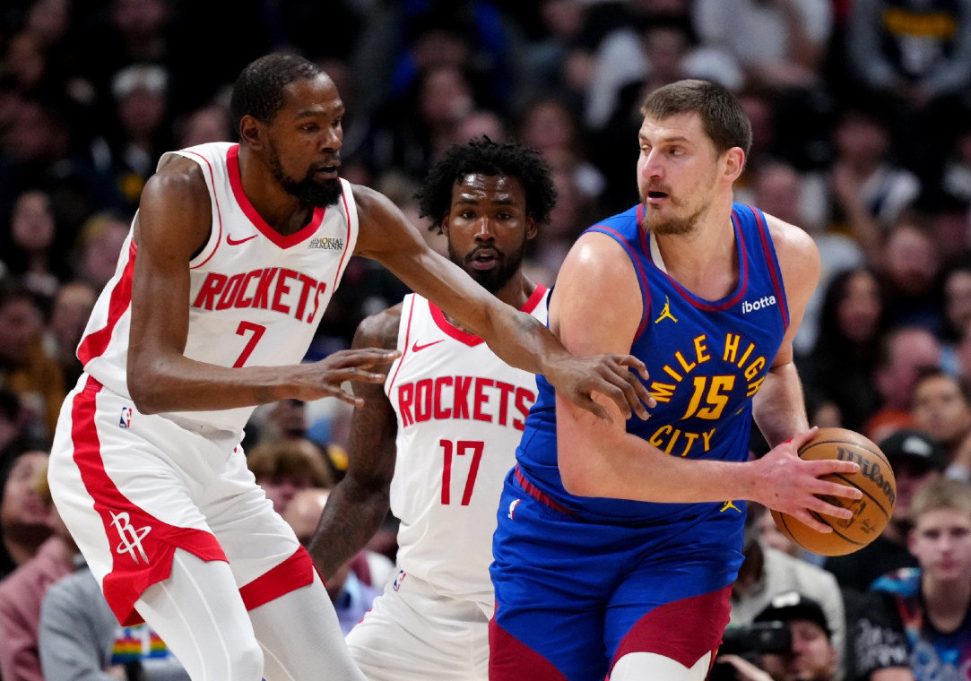 开云体育-3胜8负，无奈净输86分！坐拥超级阵容却人见人欺，还不如趁早散伙